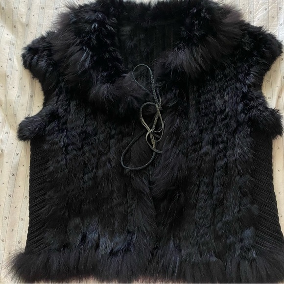 Black fur vest sweater sides size XL leather tight in front - Picture 9 of 11